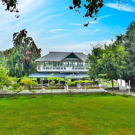 Mgm Whispering Wind'S Yelagiri Hotel Buitenkant foto