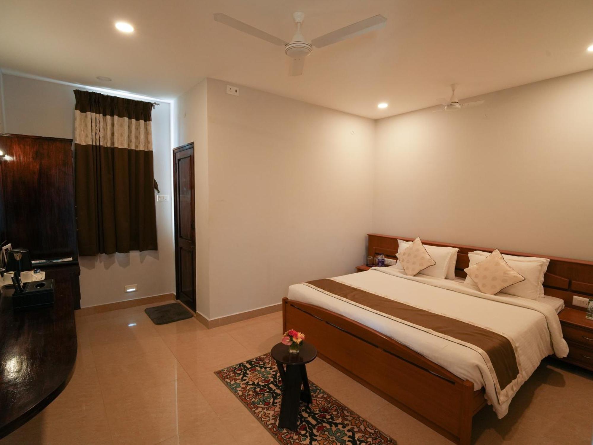 Mgm Whispering Wind'S Yelagiri Hotel Buitenkant foto