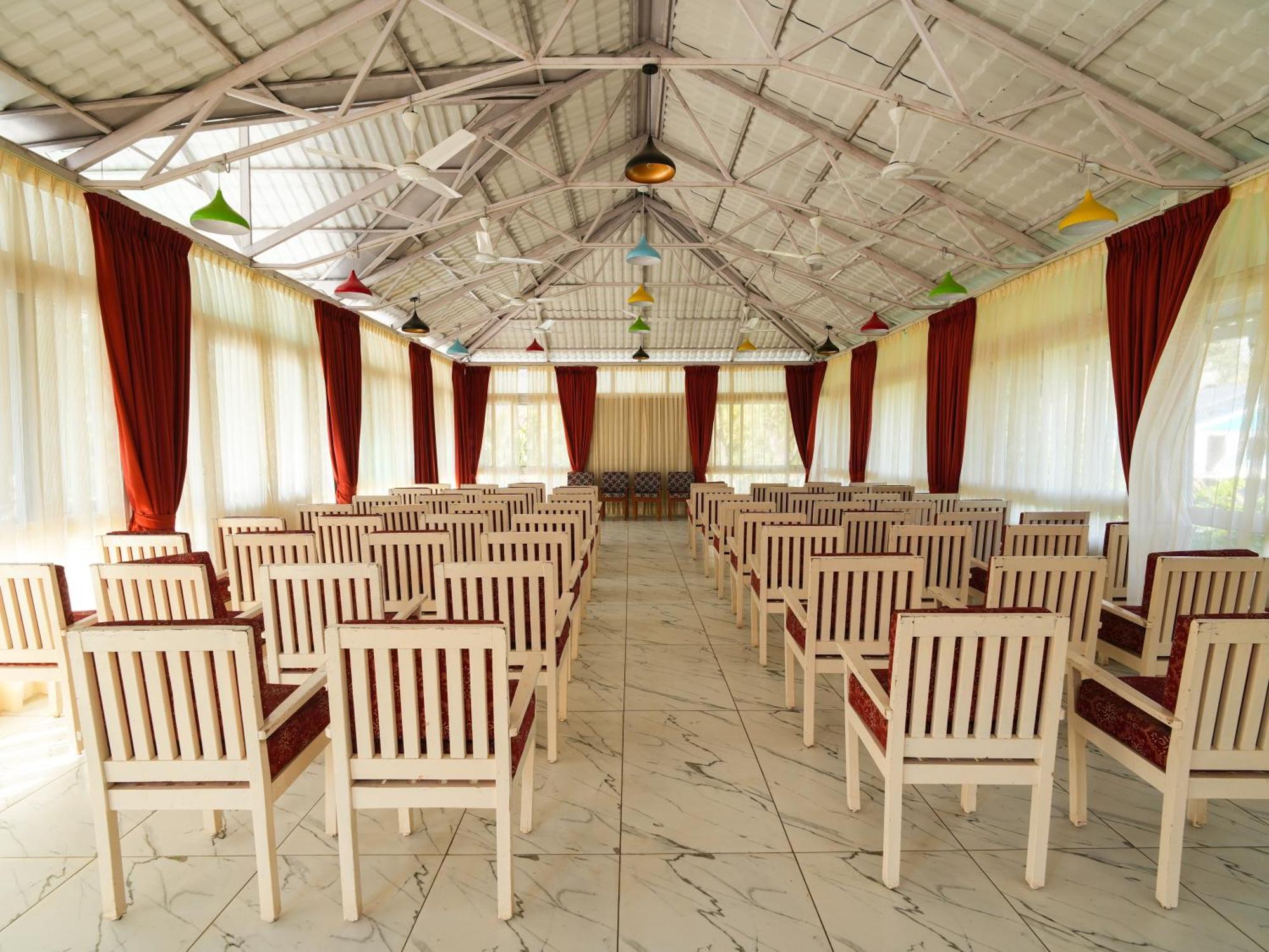Mgm Whispering Wind'S Yelagiri Hotel Buitenkant foto